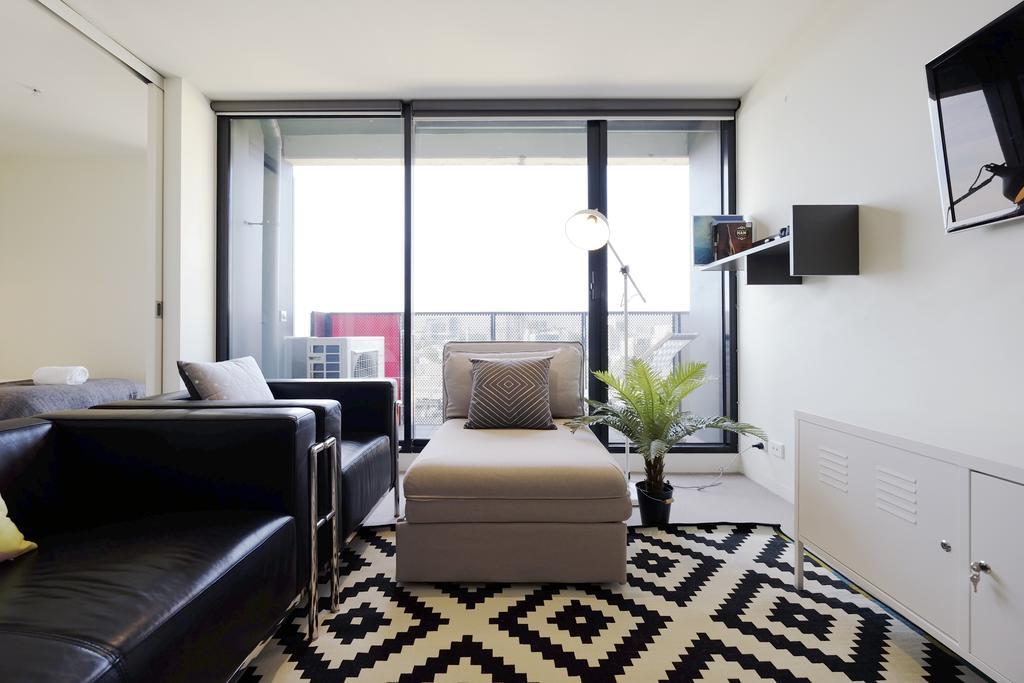 מלבורן Mono Apartments On Franklin Street מראה חיצוני תמונה