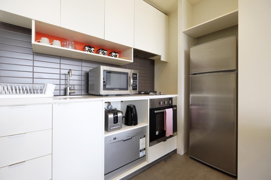 מלבורן Mono Apartments On Franklin Street מראה חיצוני תמונה
