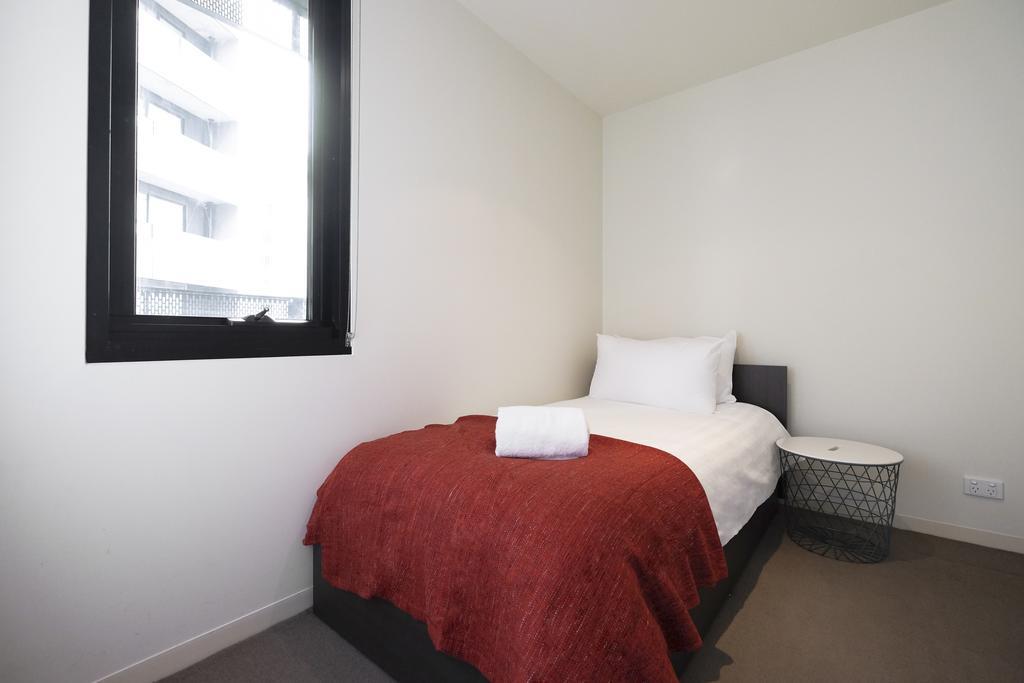 מלבורן Mono Apartments On Franklin Street מראה חיצוני תמונה