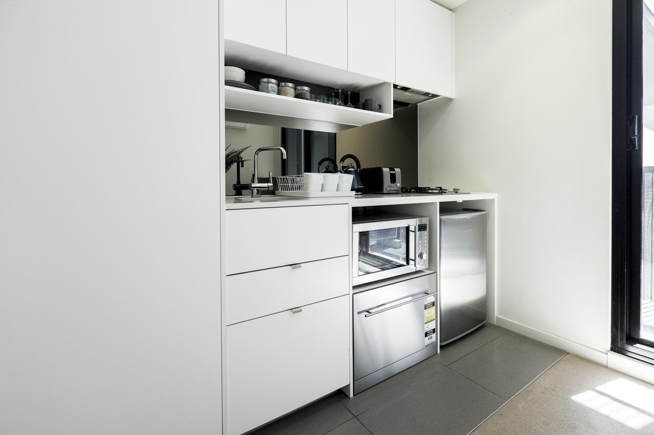 מלבורן Mono Apartments On Franklin Street מראה חיצוני תמונה